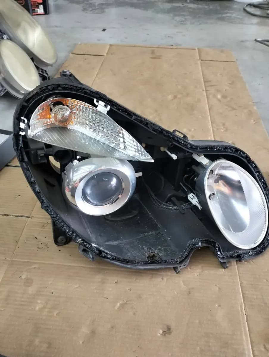 Mercedes-Benz E200 - LED projector lenses and new headlamp covers